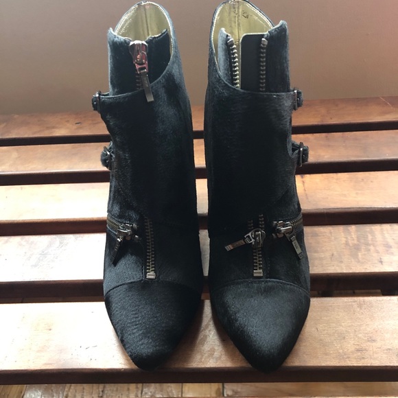 Belle by Sigerson Morrison Black Booties Brand New - Picture 3 of 8